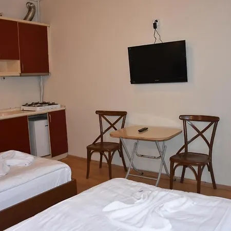 Taksim Palace 2*