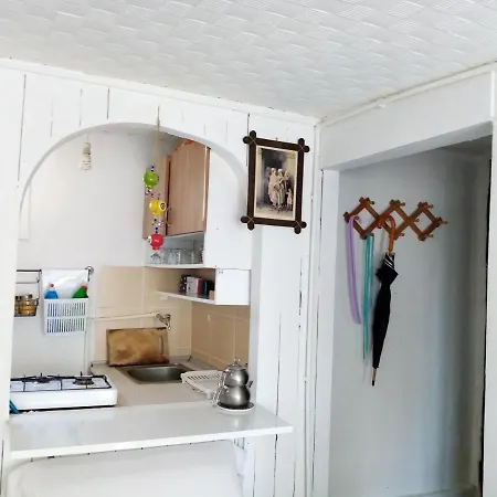 Apartment Taksimde Harika Terasli Kismi Deniz Manzarali Daire