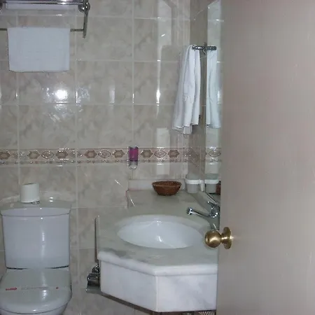 Hotel Grand Medya