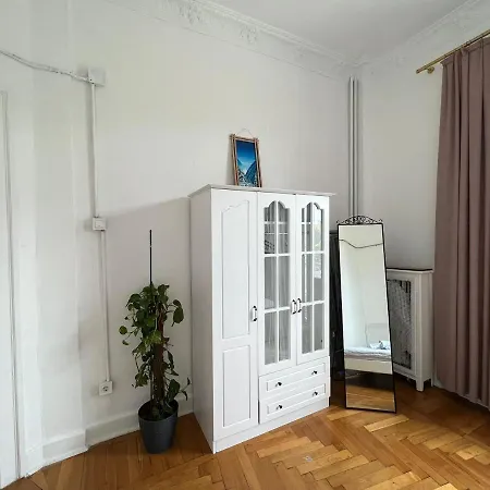 Apartament Great View Of Taksim Square, Luxury Furnished On Main Street Of Taksim, Partial Sea View Istanbul