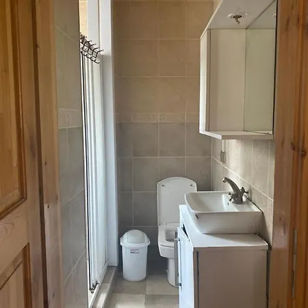 Petunya Wood House Guest house