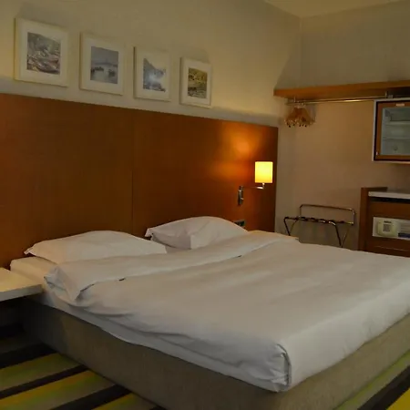 Hotel Bh Conference & Airport 5*
