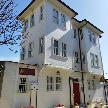 White Palace Old Boutique Hotel