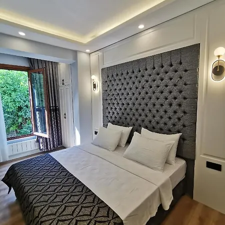 Luxx Garden 3* Istanbul