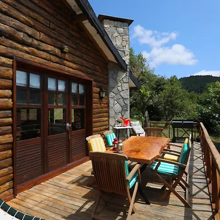 Cozy Mountain House Surrounded By Nature In Beykoz