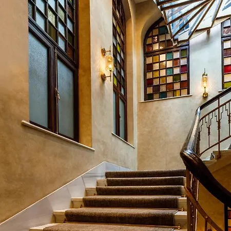 Cronton Design