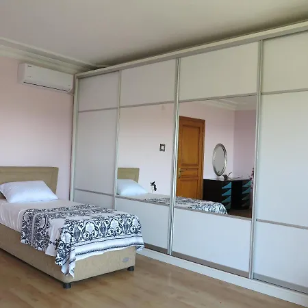 Unique & Quite, Bosphorus Villa, Great Sea View Patio,barbecue فيلة اسطنبول