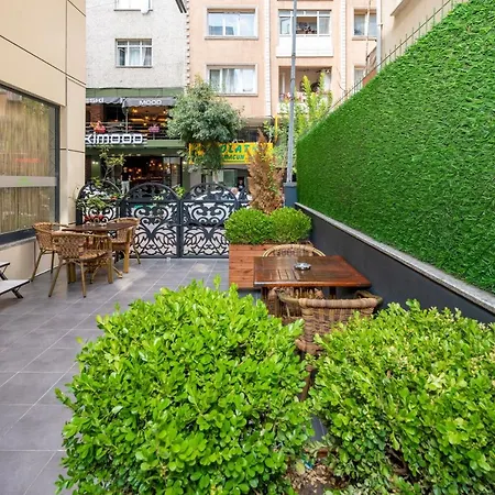 Hotel Garden 3*
