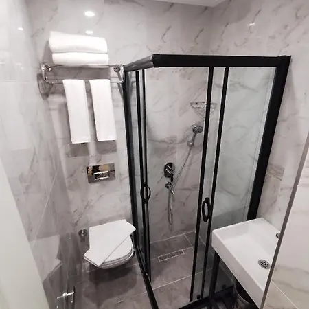 Hotel Luxx Garden Istanbul