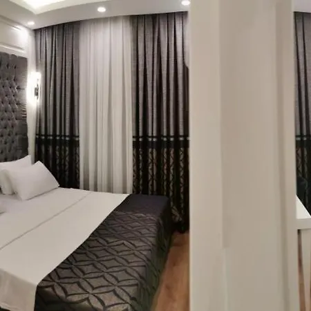 Luxx Garden 3* Istanbul