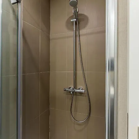 Modern Studio Flat With Panoramic View In Atasehir Daire İstanbul
