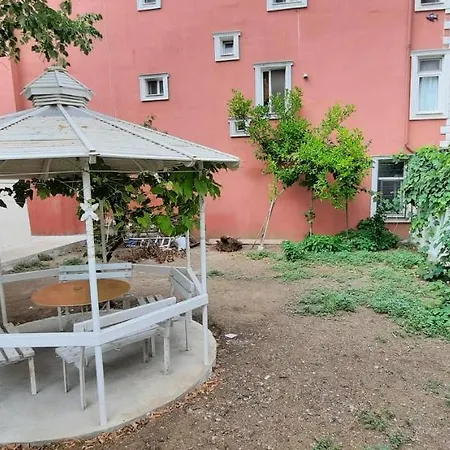 Charming Anatolian House In Cengelkoey Istanbul