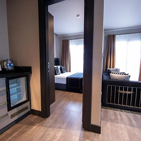 Menalo Premium Airport 5* Estambul