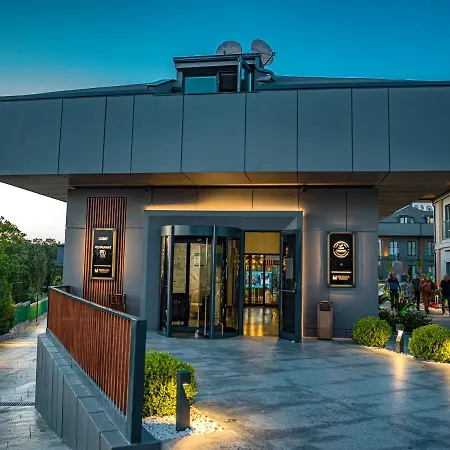 Menalo Premium Airport 5* Istanbul