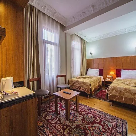 Hotel Hippodrome 3*