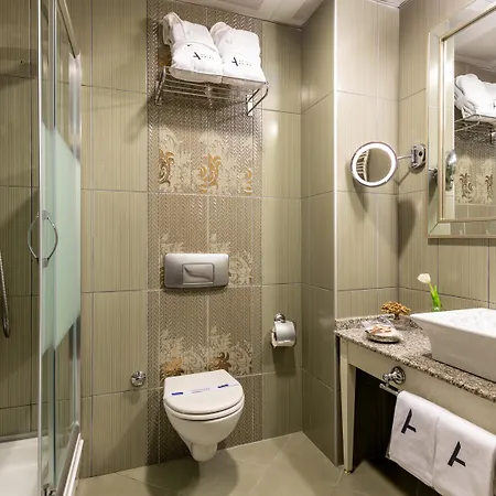 Amira Hotel 4*