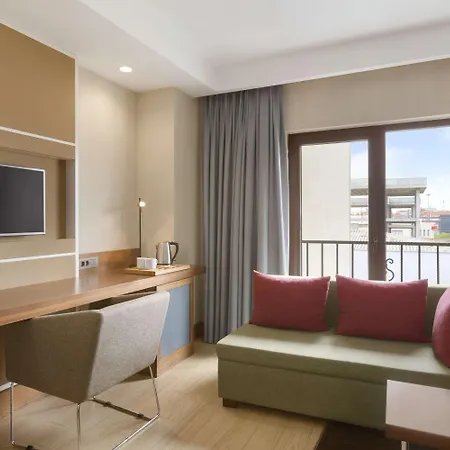 Ramada By Wyndham Florya Hotel 4*