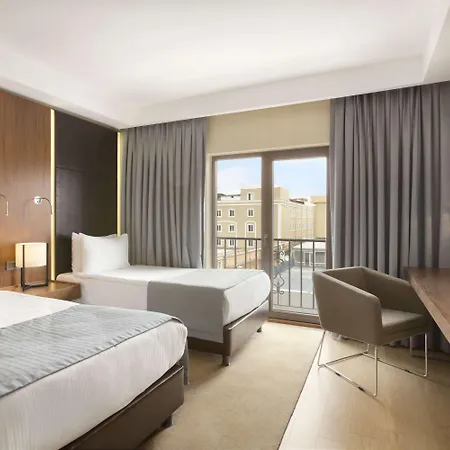 Hotel Ramada By Wyndham Florya Istanbul