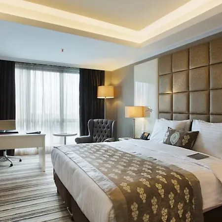 Dedeman Bostanci Hotel&convention Center 5*