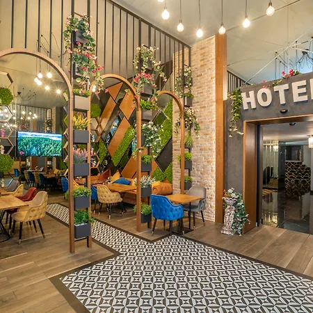 Otel Rhiss Maltepe 4*