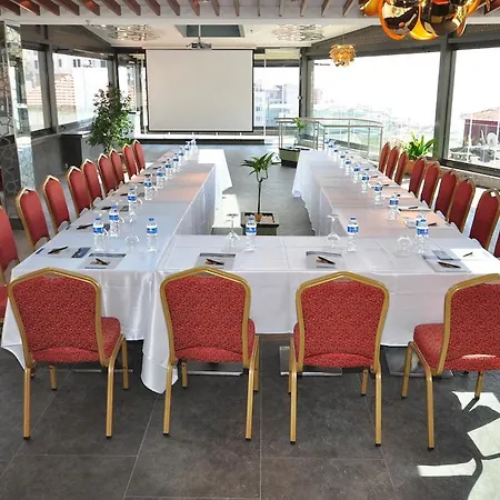 Grand Star Bosphorus & Otel 4*