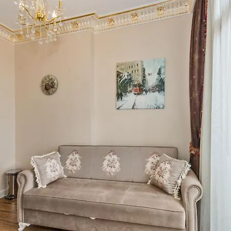 Apartment Iq Taksim
