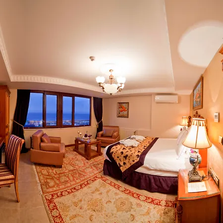 Glk Premier Acropol & 4*