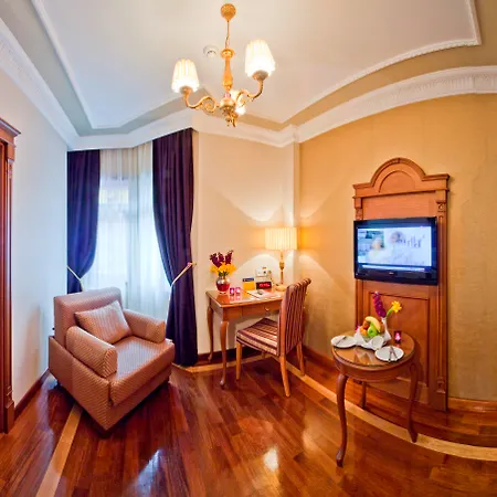 Glk Premier Acropol & 4* Стамбул