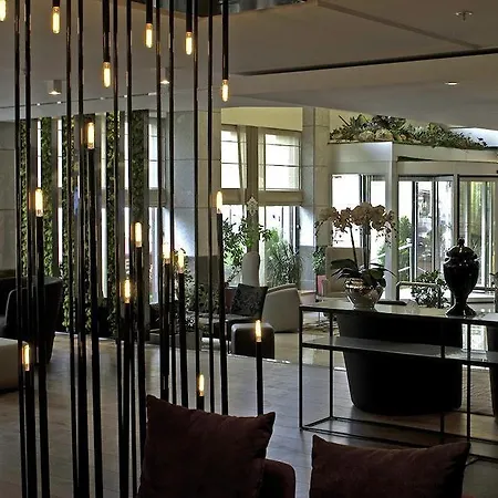 Kent Hotel 4*