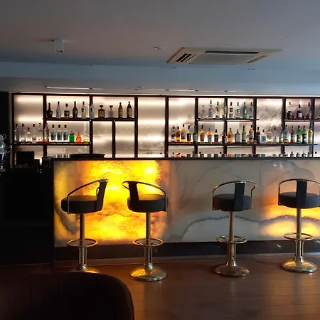 Kent Hotel 4*