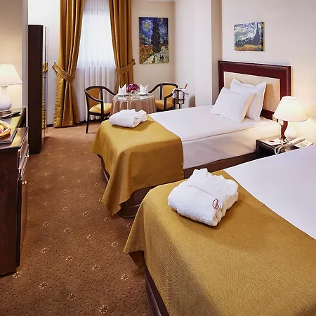Güneş Merter 4*