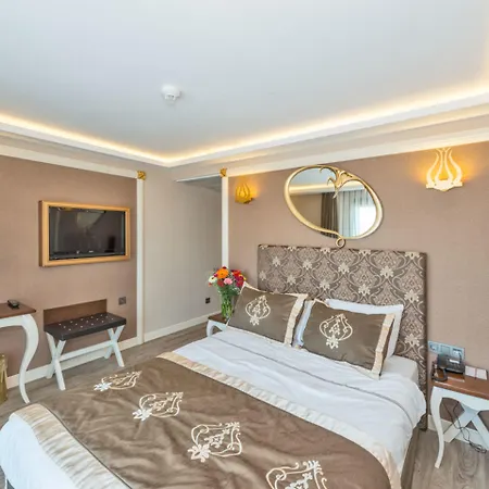 Hotel The Pera Hill 4*