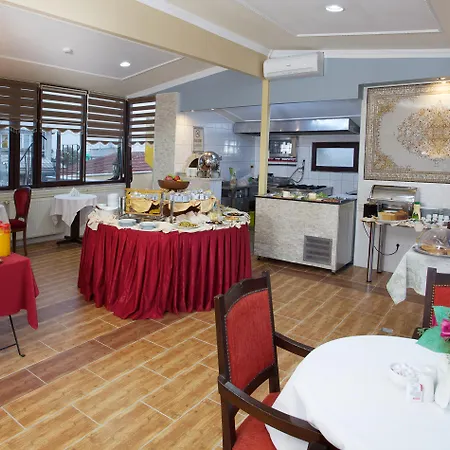 Otel Amber & 4*
