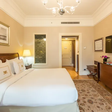 Pera Palace Hotel