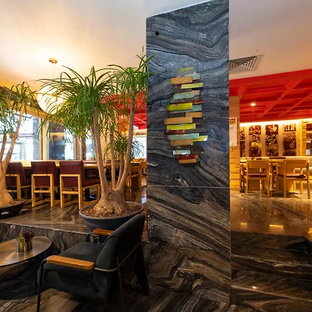 Ramada By Wyndham Pera Taksim Hotel Istambul