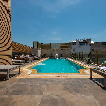Ramada By Wyndham Pera Taksim