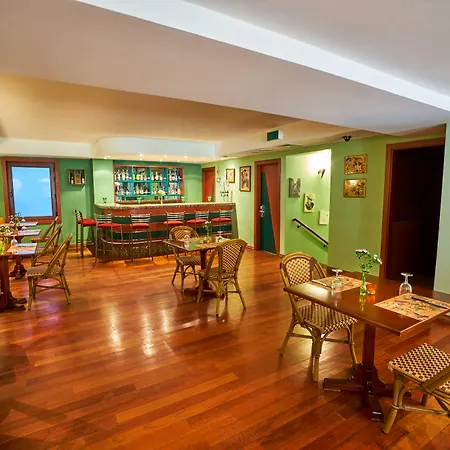 Hotel Feronya 4*