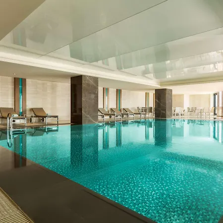 Ramada Plaza By Wyndham Tekstilkent מלון 5*