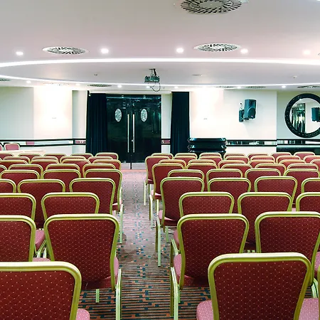 Szálloda Taxim Hill 4*