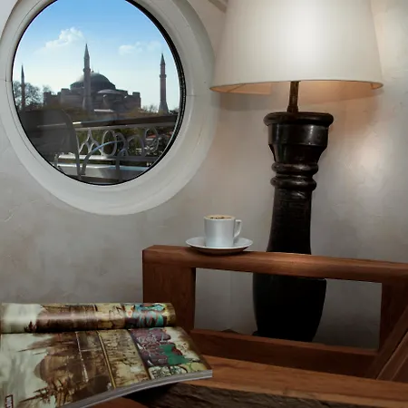 Hypnos Design Hotel 3*