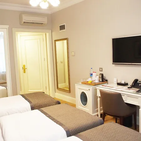 Meroddi Galata Mansion Hotel 3*