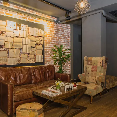 梅洛迪加拉塔大厦酒店 酒店