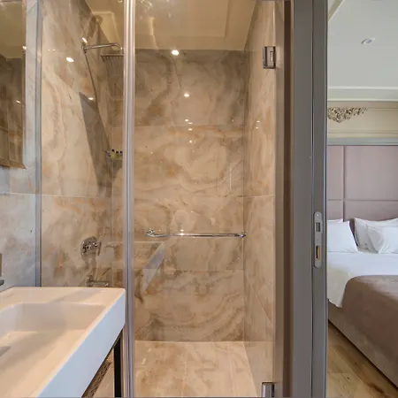 Taksim Premium Hotel