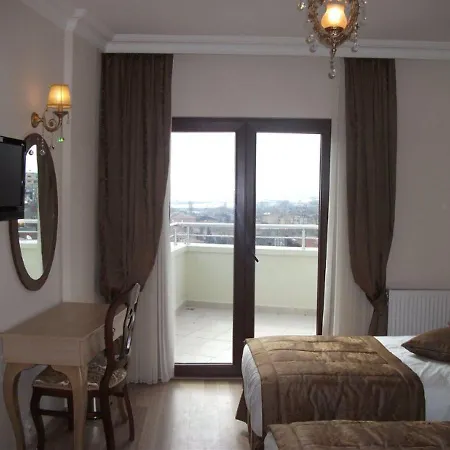 Sultan Palace 3*