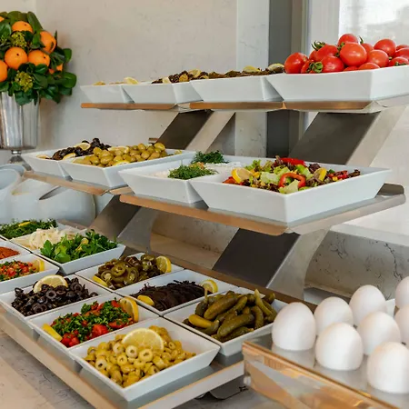 Hotel Amiral Palace Hotel&spa 4*