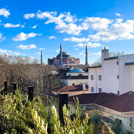Sude Hotel