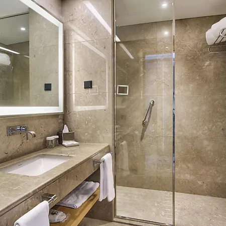 Doubletree By Hilton Istanbul-avcilar