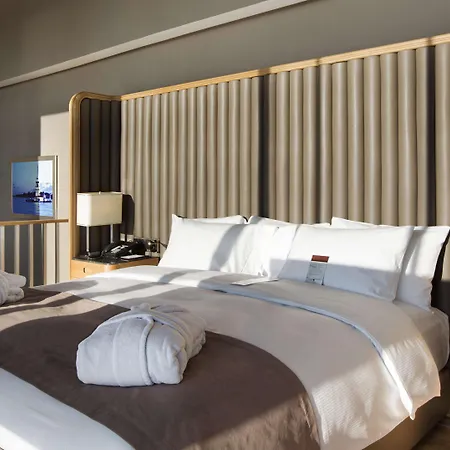 Doubletree By Hilton Istanbul-avcilar