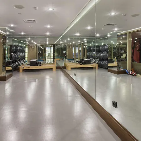 Doubletree By Hilton Istanbul-avcilar Szálloda 5*