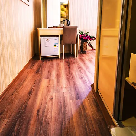 Montagna Hera Taksim Hotel 3*